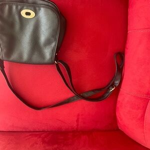 Elegant Black Leather Crossbody Bag